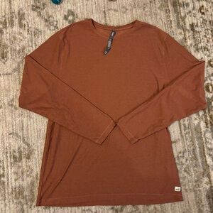 NWOT Vuori Long Sleeve Shirt Mens Sz XL Strato Tech Tee Athletic Copper Heather